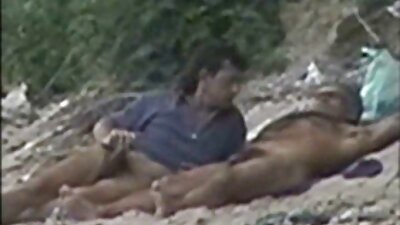 Il padre ha trovato un tutore per video porno nonne con nipoti sua figlia e l'ha scopata.