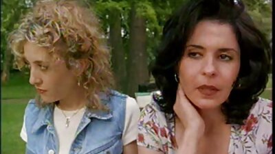 Uno studente dà all'insegnante non per amore della valutazione, ma per amore del piacere. vecchie troie video