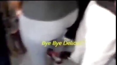 Eretto dai capelli castani e dai seni video nonne tettone sperma sul viso dopo il sesso bollente.